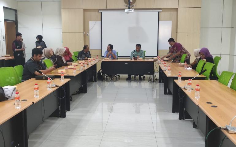 Pusat Difusi Inklusi UPI dan UNAIR Bahas Pendidikan Inklusif dalam Benchmarking Inspiratif