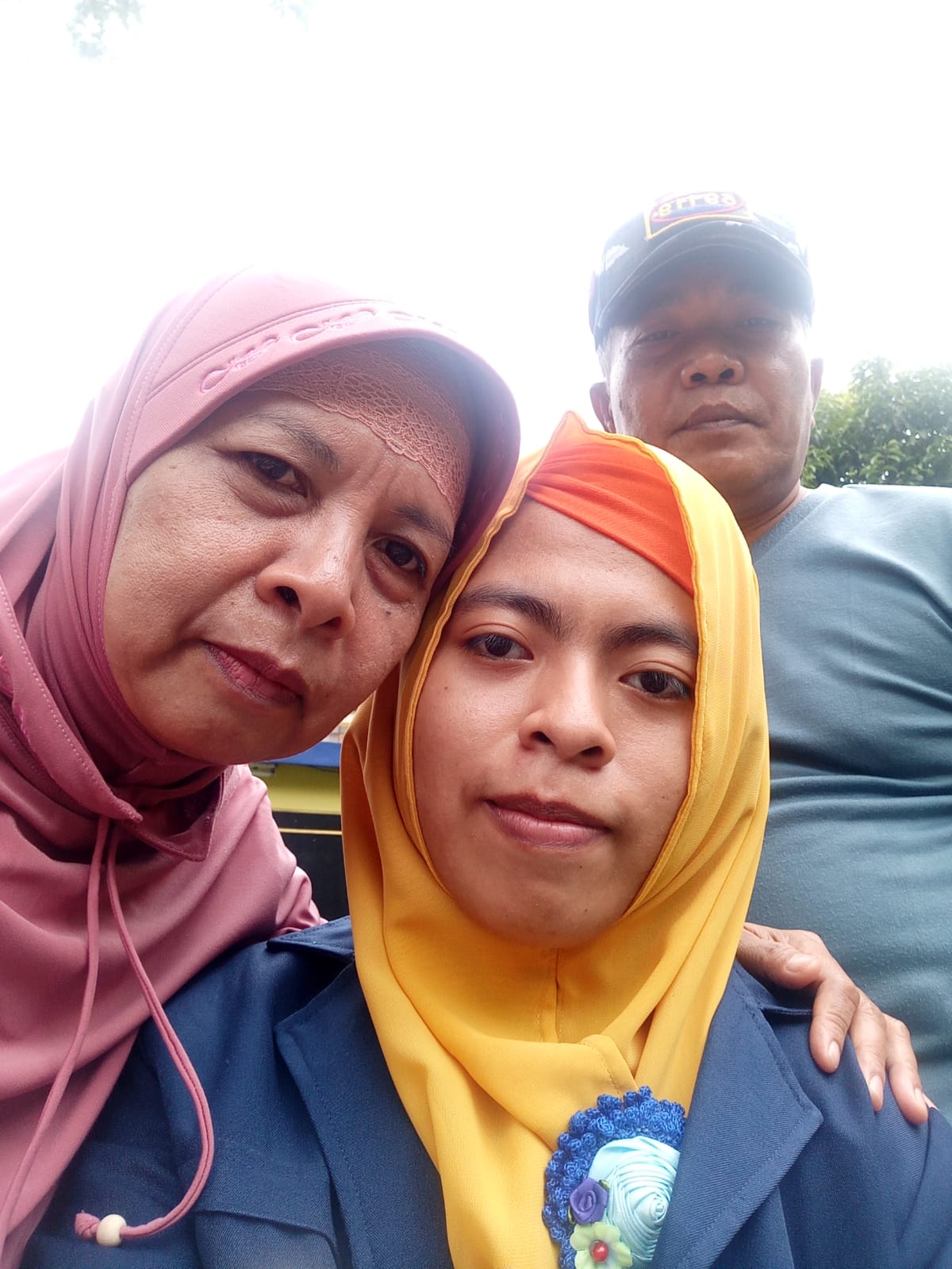 Disabilitas cerebral palsy unair lulus magister kebijakan publik