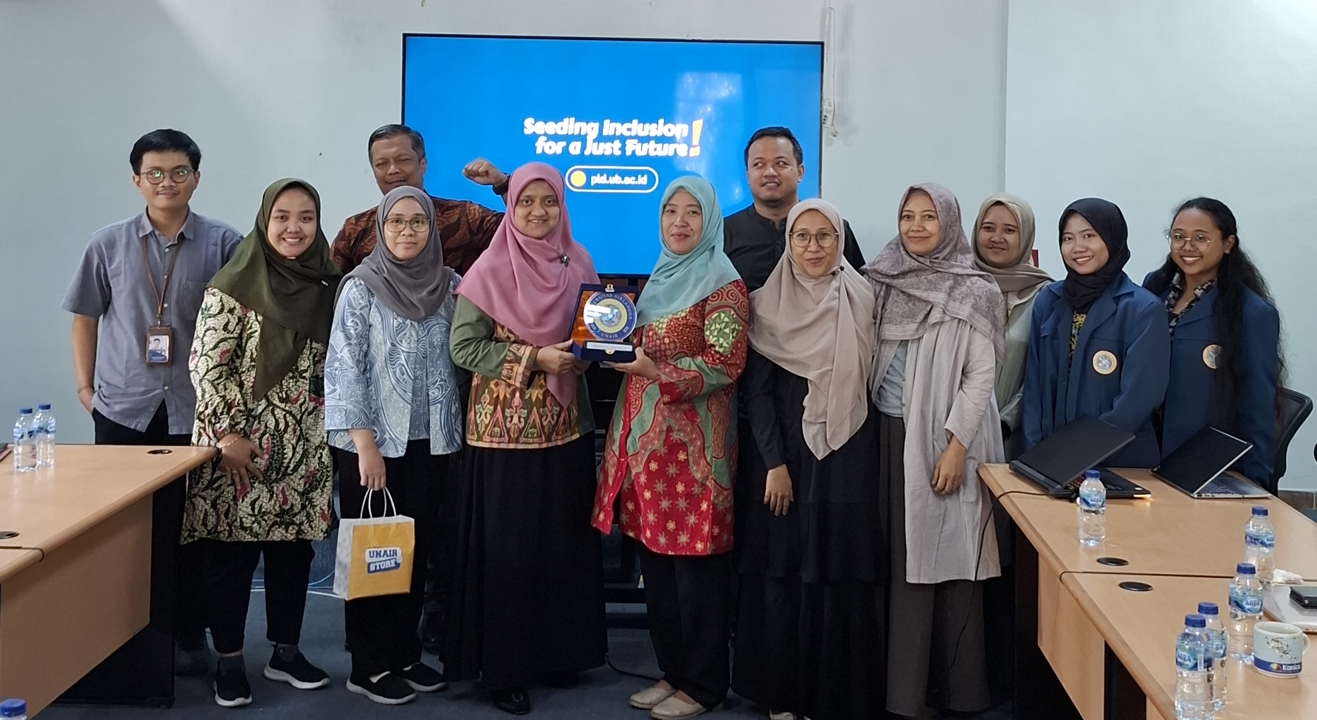 Menuju Kampus Ramah Disabilitas: AIL UNAIR Studi Banding Ke UB