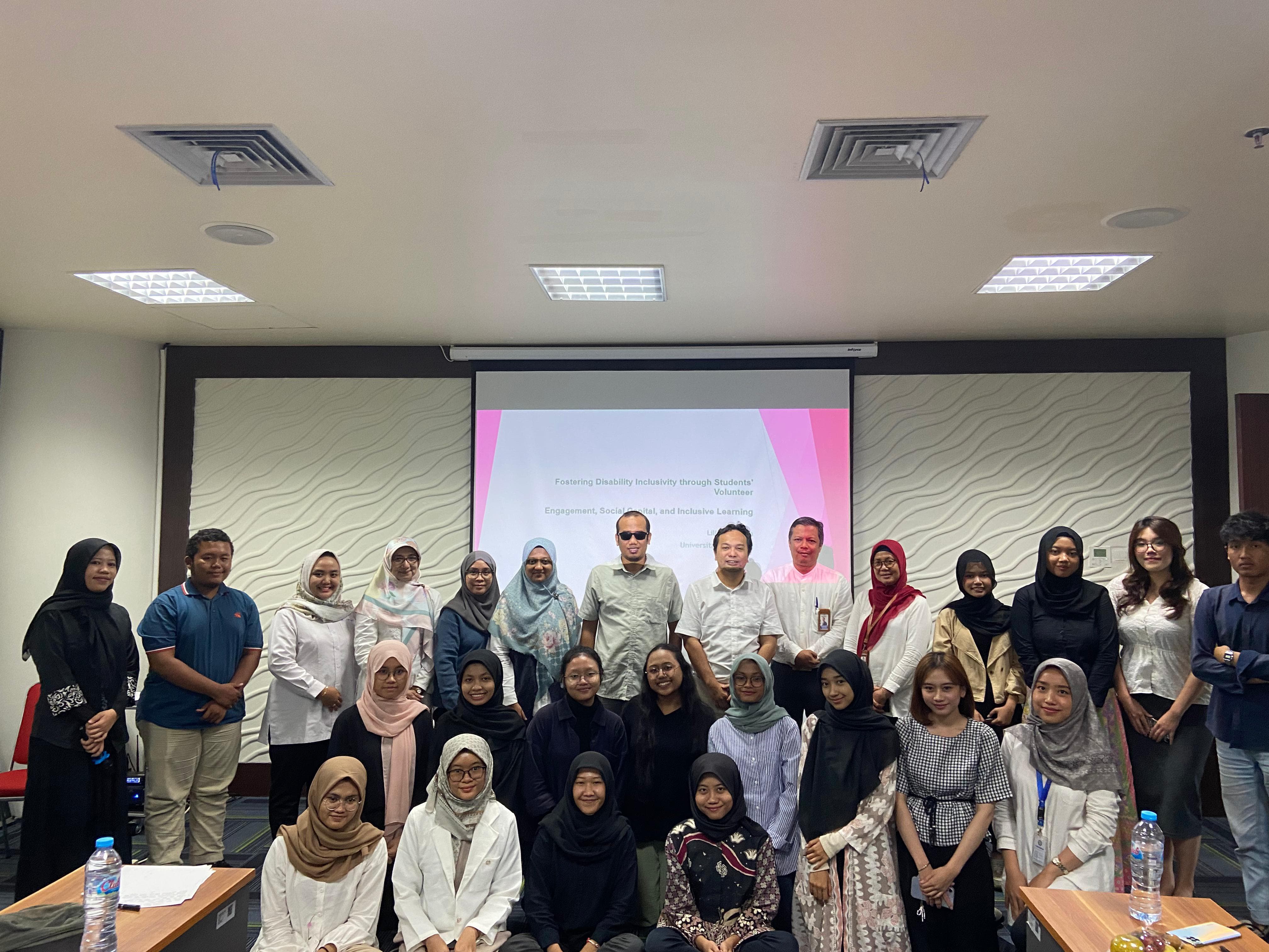 UNAIR Sukses Gelar Pelatihan Calon Relawan Airlangga Inclusive Learning 2024